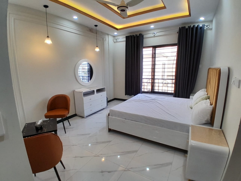 Immigration Consultants - Topline Study